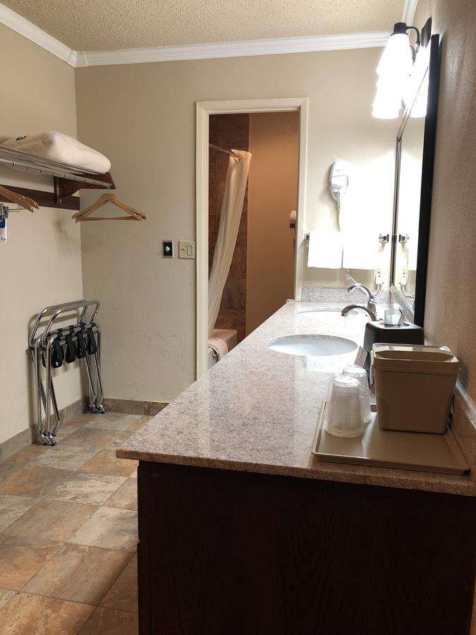 Best Western Lakewood- Historic Landmark Luaran gambar