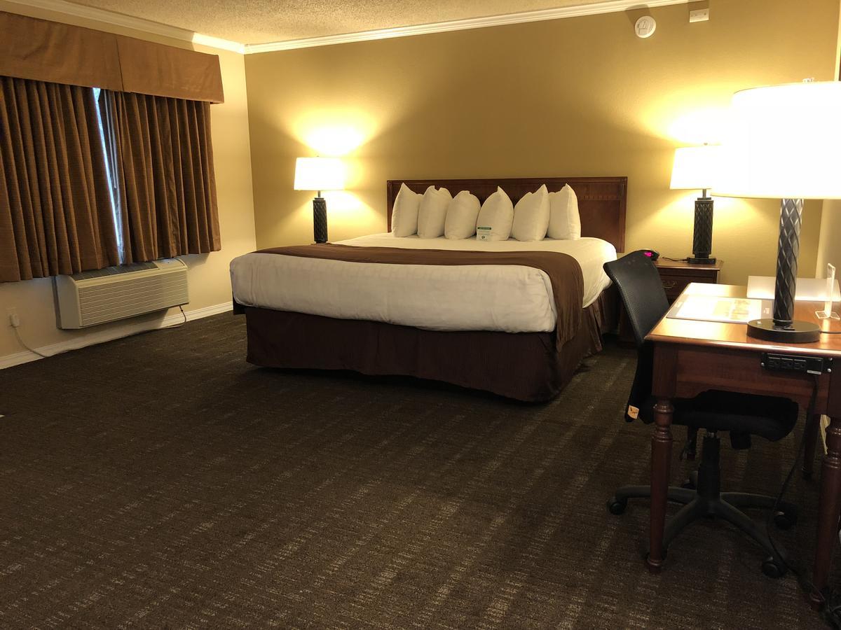 Best Western Lakewood- Historic Landmark Luaran gambar