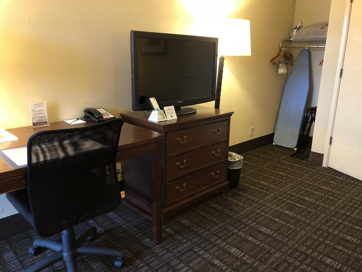 Best Western Lakewood- Historic Landmark Luaran gambar