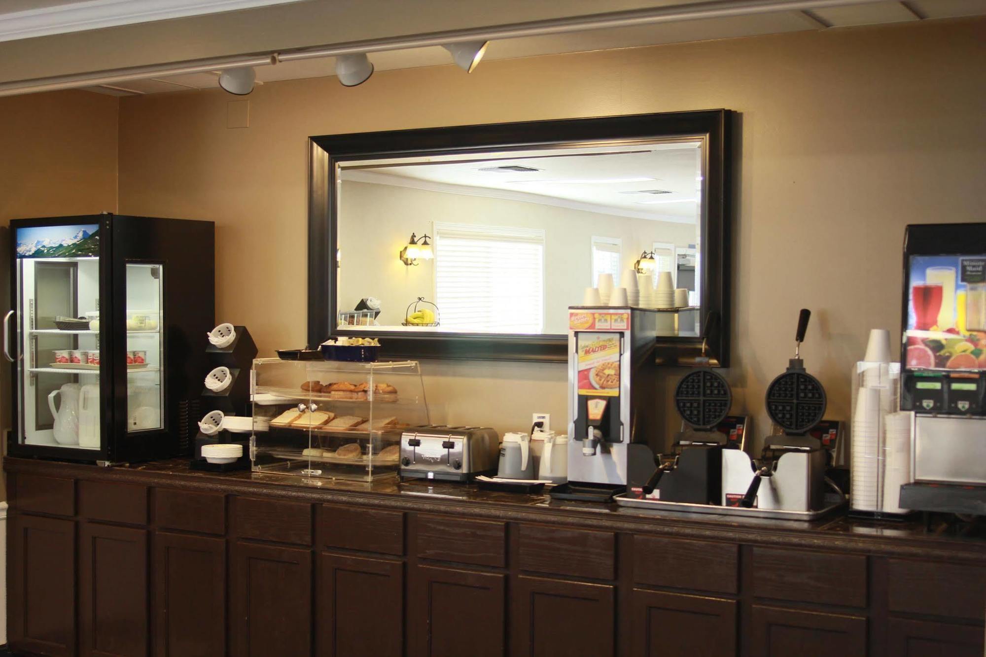 Best Western Lakewood- Historic Landmark Luaran gambar