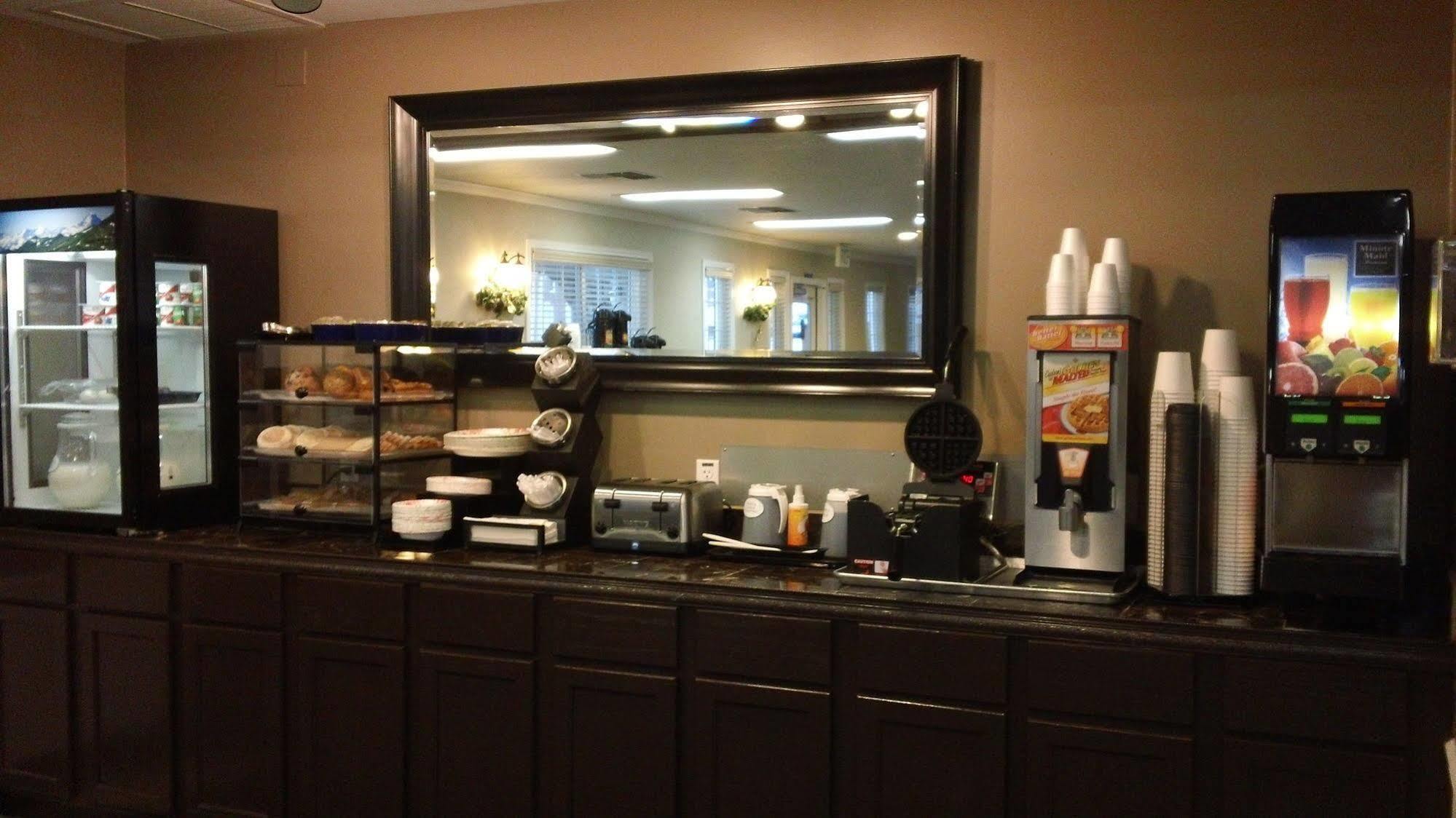 Best Western Lakewood- Historic Landmark Luaran gambar